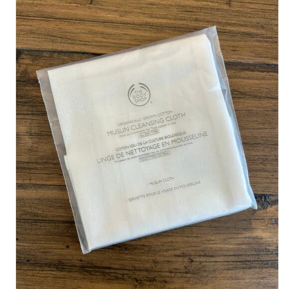 The Body Shop Muslin Cleansing Cloth 100% Organically Grown Cotton HTF Rare - Picture 1 of 3